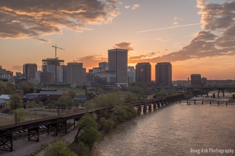 Discover serene sunrise moments in the Richmond area, a short distance from Midlothian.